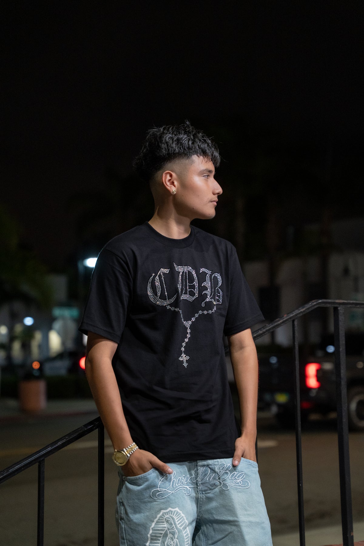 Todo a su Tiempo Virgencita Rhinestone T-Shirt