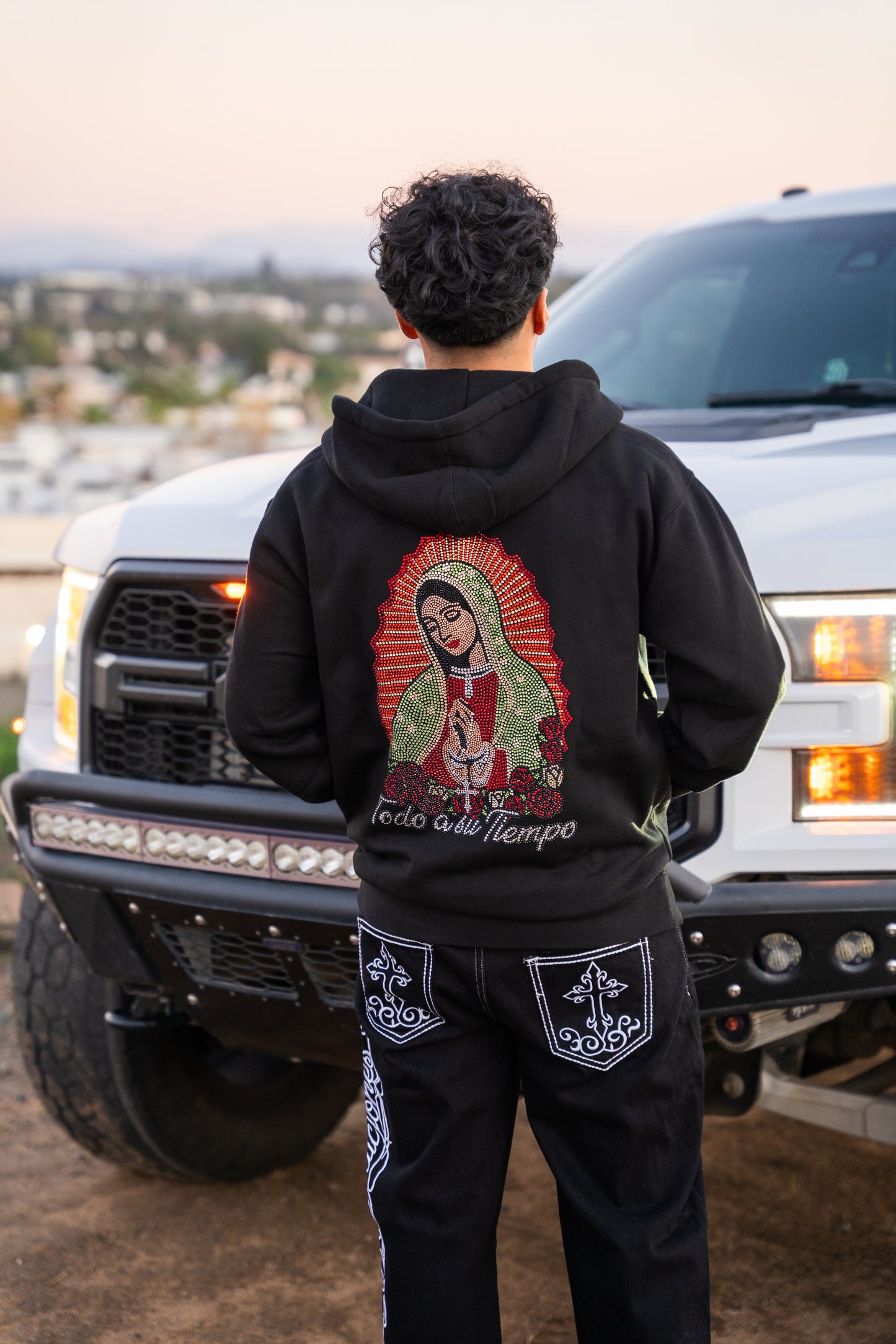 “Todo a su Tiempo” Virgencita Hoodies