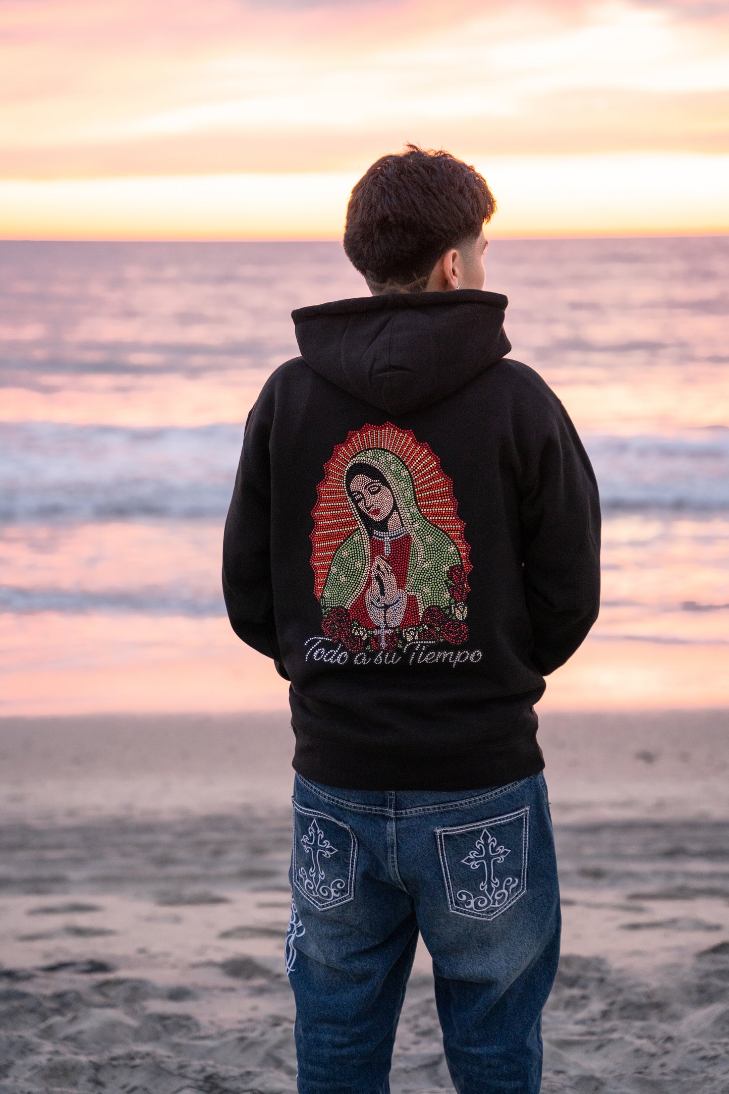 “Todo a su Tiempo” Virgencita Hoodies